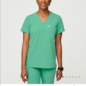 Figs Surgical Green Catrina Scrub Top